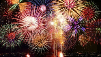 Фотография к новости: Новогодний  салют прогремит в столице РК в трех разных точках 
