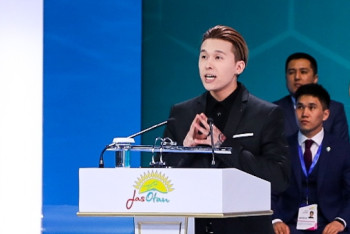 Фотография к новости: После перехода на латиницу наши поклонники учат казахский язык - солист Ninety One  