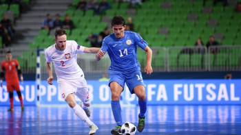 Фотография к новости: Два футболиста «Кайрата» номинированы на звание лучшего игрока мира