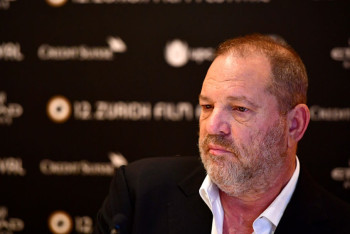 Фотография к новости: Американский продюсер Харви Вайнштейн сдался полиции