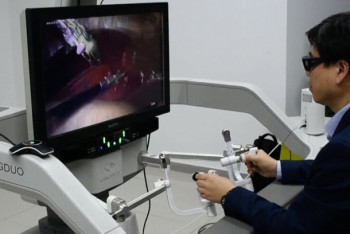 Фотография к новости: Первую в мире операцию на мозге через Интернет провели в Китае   