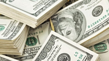 Фотография к новости: Курс доллара составил 381,64 тенге 