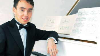 Фотография к новости: Казахский Моцарт выступил в Италии