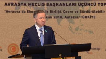 Фотография к новости: Нигматулин выступил на форуме спикеров парламентов стран Европы и Азии   