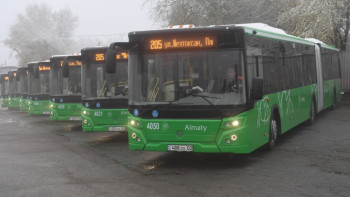 Фотография к новости: В Алматы по линии BRT запущен новый маршрут 