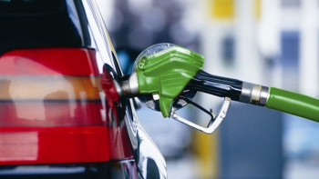 Фотография к новости: Бозумбаев предложил контролировать границы с РФ для недопущения топливного ажиотажа