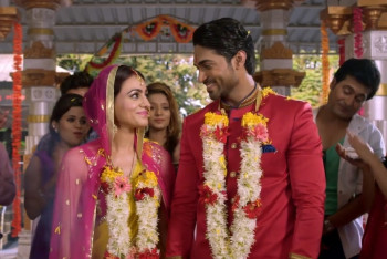 Фотография к новости: Снятый в Алматы индийский фильм выходит в национальный прокат