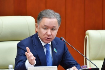 Фотография к новости: Не хочется комментировать, но вынуждаете – Нигматулин отчитал министра финансов  