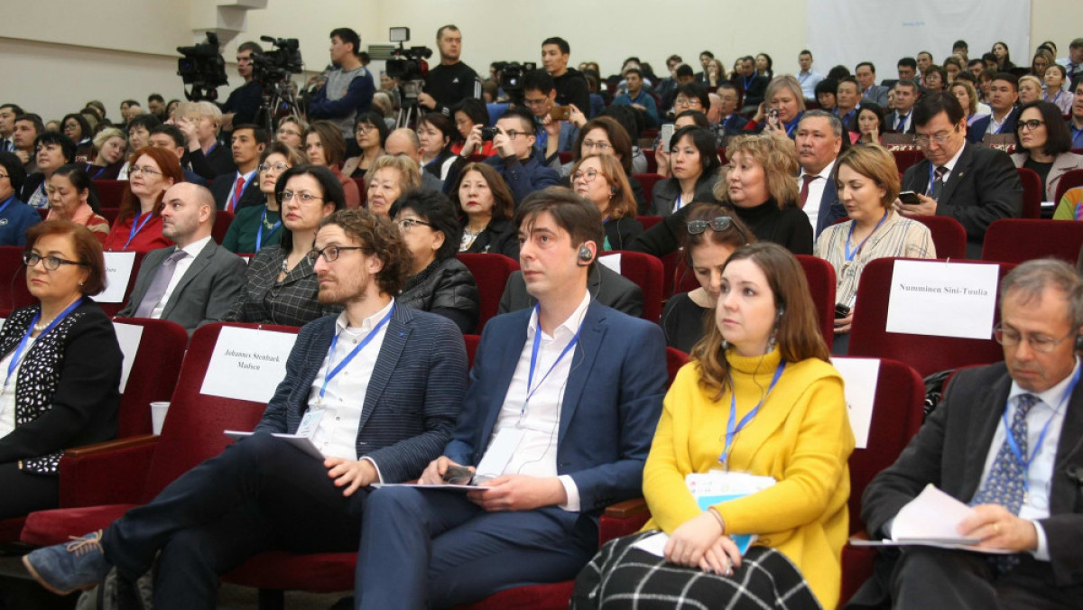  Руслан Канабеков 