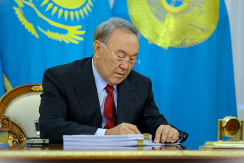 Фотография к новости: Назарбаев подписал ряд новых законов