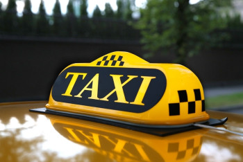 Фотография к новости: Учащиеся Алматы добираются до школы на такси – исследование