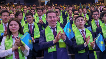 Фотография к новости: В Астане проходит форум учащихся и педагогов "Ұлы дала мұрагерлері"