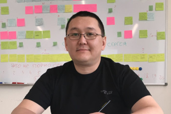 Фотография к новости: Костанаец стал одним из авторов сценария сериала на "Первом"