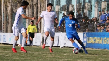 Фотография к новости: Легионер "Иртыша" потерял сознание во время матча