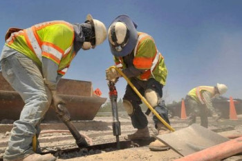 Фотография к новости: Несчастные случаи на алматинских предприятиях чаще всего происходят на стройках – эксперт