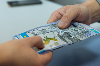 Фотография к новости: Акмолинский судья подозревается в получении взятки в 1,5 млн тенге