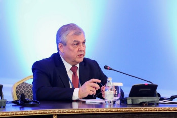 Фотография к новости: После Сочи мы можем вернуться в Астану – Лаврентьев о переговорах по Сирии