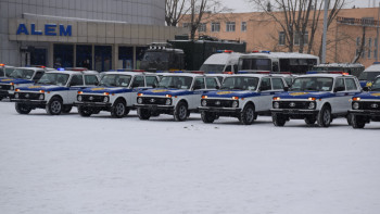 Фотография к новости: Акмолинской полиции подарили 20 служебных авто