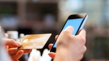 Фотография к новости: За 8 месяцев казахстанцы перевели за рубеж рекордную сумму денег