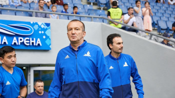 Фотография к новости: Тренер "Астаны" рассказал о подготовке к старту в Лиге Чемпионов