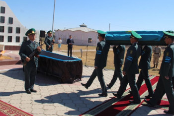 Фотография к новости: Прах погибшего более 75 лет назад солдата ВОВ из Атырауской области погребён на родине