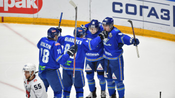 Фотография к новости: "Барыс" отыгрался с 0:4 и победил в овертайме второго матча серии плей-офф КХЛ