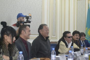 Фотография к новости: Звезды Голливуда прибыли в ВКО для участия в съемках фильма 