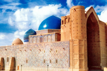 Фотография к новости: В Туркестан могут перенести областной центр ЮКО