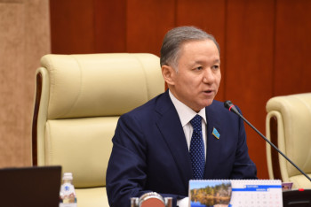 Фотография к новости: Нигматулин: 2017-й останется в памяти казахстанцев как год больших свершений