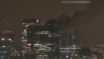 Фотография к новости: Небоскрёб загорелся в деловом квартале Лондона 