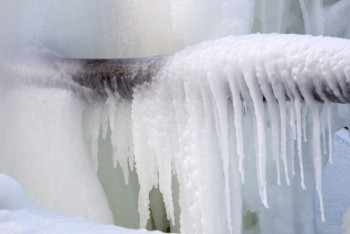 Фотография к новости: Без воды из-за сильных морозов остались десятки домов Петропавловска