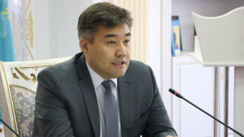 Фотография к новости: Калетаев встретился с родителями детей, находящихся в зонах террористической активности