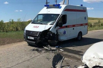 Фотография к новости: Подросток на авто врезался в карету скорой помощи в Усть-Каменогорске