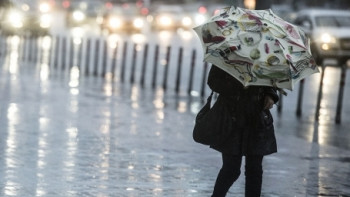 Фотография к новости: Штормовое предупреждение объявлено в ряде регионов Казахстана