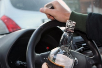 Фотография к новости: Пьяный сотрудник УБОП за рулём авто: начато служебное расследование 