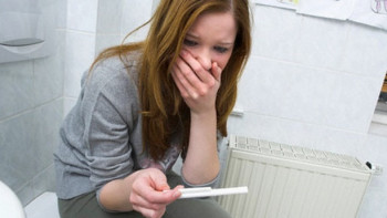 Фотография к новости: Откровения несовершеннолетних мам: в ВКО 72 девочки родили ребёнка