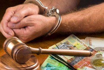 Фотография к новости: В получении взятки подозревают главврача акмолинской районной больницы 