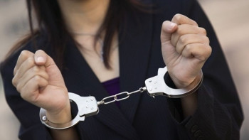 Фотография к новости: "Втянули и подставили" - родители задержанных в США казахстанок не верят в вину дочерей