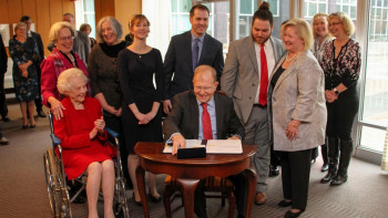 Фотография к новости: Новый посол США в Казахстане вступил в должность