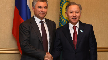 Фотография к новости: Нигматулин встретился со спикером Государственной Думы Володиным