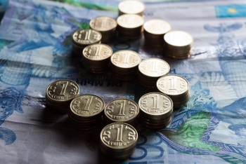 Фотография к новости: Акишев прокомментировал снятие ареста с зарубежных счетов Нацфонда