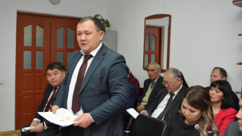 Фотография к новости: Акмолинцы завалили акима вопросами о состоянии социальных объектов