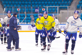 Фотография к новости: Как "Барыс" готовится противостоять "тактике Хабиба"