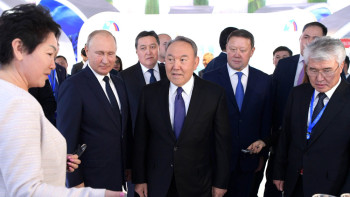 Фотография к новости: Назарбаев и Путин посетили туристическую выставку в Петропавловске  