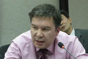 Фотография к новости: Казахстанского гражданства лишён политический деятель Серикжан Мамбеталин