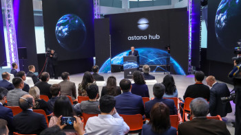 Фотография к новости: Назарбаев открыл международный технопарк Astana Hub