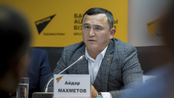 Фотография к новости: Казахстанские федерации ММА ищут компромисс  