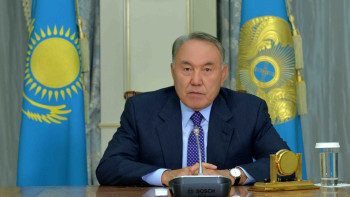 Фотография к новости: Нурсултан Назарбаев обратился к профсоюзному сообществу