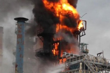 Фотография к новости: На Атырауском НПЗ горел цех