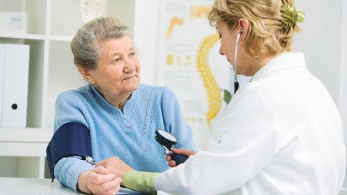  "Аргументы и Факты" 